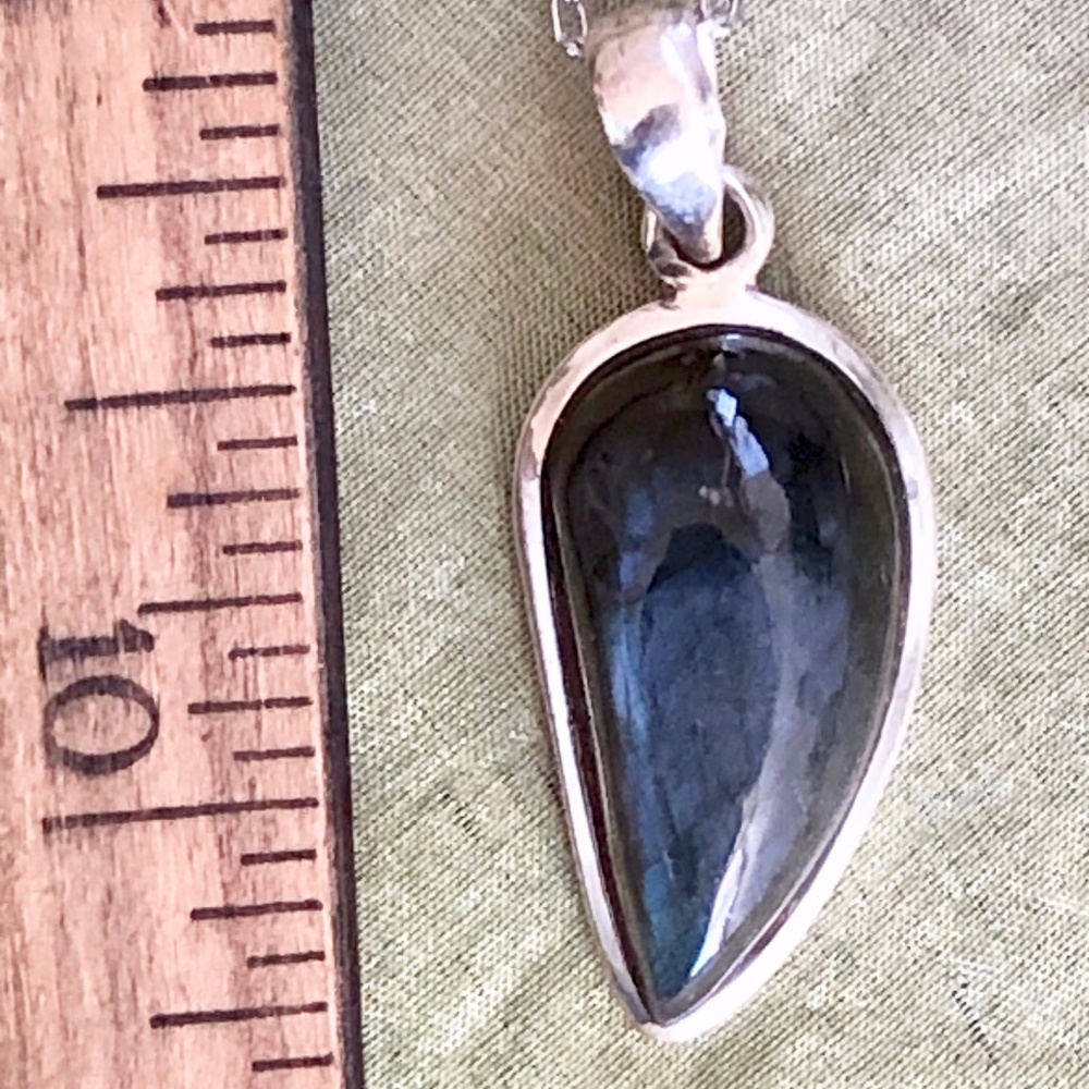 Small Simple Labradorite Sterling Drop Pendant